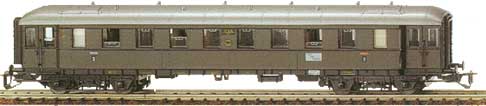 Fast Passenger Train coach C4i-30 3rd class<br /><a href='images/pictures/Tillig/13310.jpg' target='_blank'>Full size image</a>